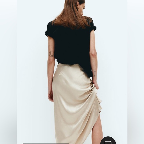 H&M 100% viscose skirt - Picture 5 of 14